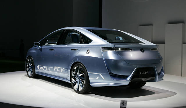 <strong>TOYOTA FCV-R｜トヨタ FCV-R</strong>　
