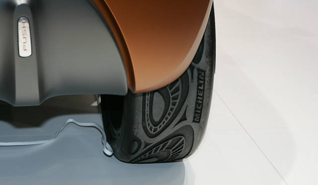 <strong>RENAULT Captur｜ルノー キャプチャー</strong>