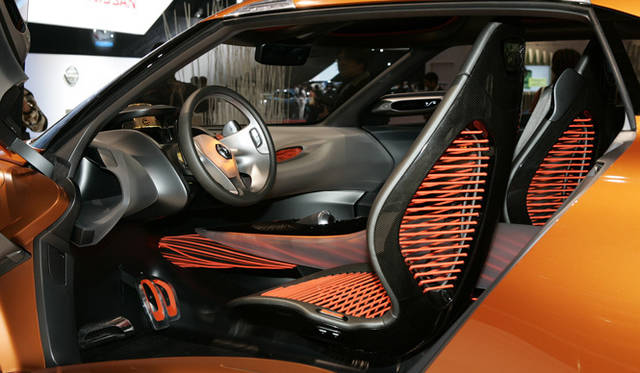 <strong>RENAULT Captur｜ルノー キャプチャー</strong>