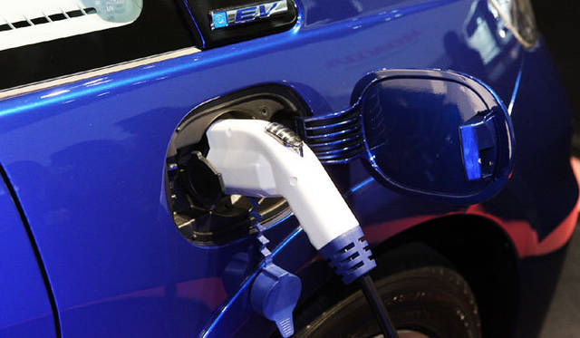 <strong>HONDA Fit EV｜ホンダ フィット EV</strong>