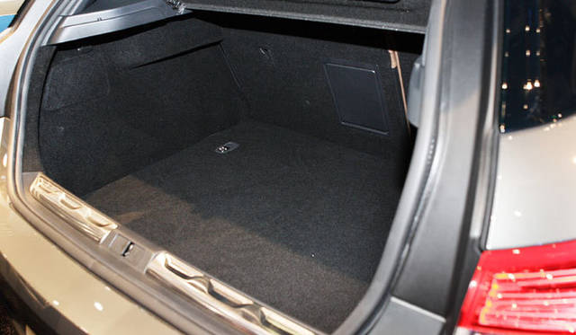 <strong>CITROEN DS5｜シトロエン DS5</strong>