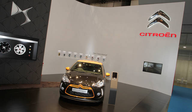 <strong>CITROEN DS3 Racing｜シトロエン DS3 レーシング</strong><br>写真＝望月浩彦