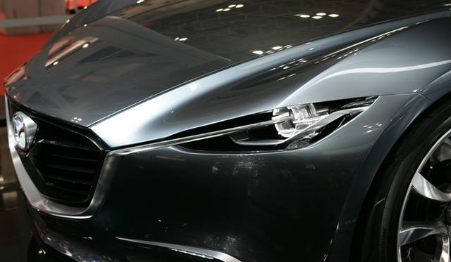 <strong>MAZDA SHINARI｜マツダ 靭 </strong>