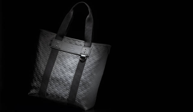 <strong>GUCCI｜グッチ</strong>　「グッチッシマ ゴンマータ」 トートバッグ（日本限定色） [W35×H37×D13cm] 12万8100円（グッチ／グッチ ジャパン）