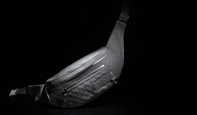 <strong>GUCCI｜グッチ</strong>　「グッチッシマ ゴンマータ」 ベルトバッグ（日本限定色） [W42×H18×D10cm] 11万5500円（グッチ／グッチ ジャパン）