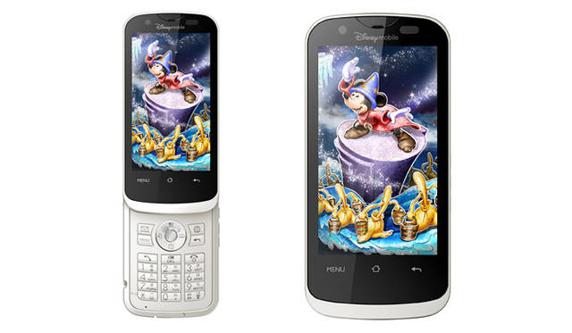 <strong>Disney Mobile｜ディズニー・モバイル</strong>　スライド型スマートフォン「DM011SH」　©Disney