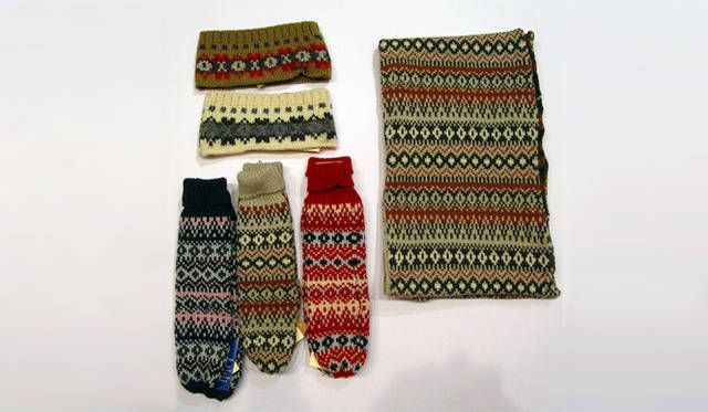 <strong>INTERNATIONAL GALLERY BEAMS｜インターナショナルギャラリー ビームス</strong>　「fennica」のお薦めギフト　イギリスのニットメーカー「HIGH LAND 2000」