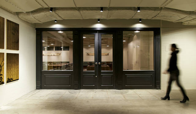 <strong>川上俊が京都hotel anteroomで個展を開催</strong>