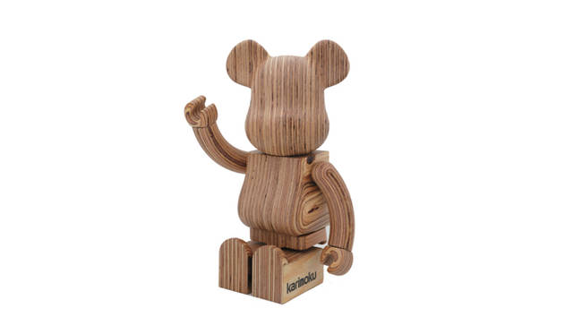 <strong>カリモクはじめ、BE@RBRICKは今回も多彩な顔ぶれ！</strong>　BE@RBRICK 1000％ カリモク　52万5000円（送料別・受注生産）