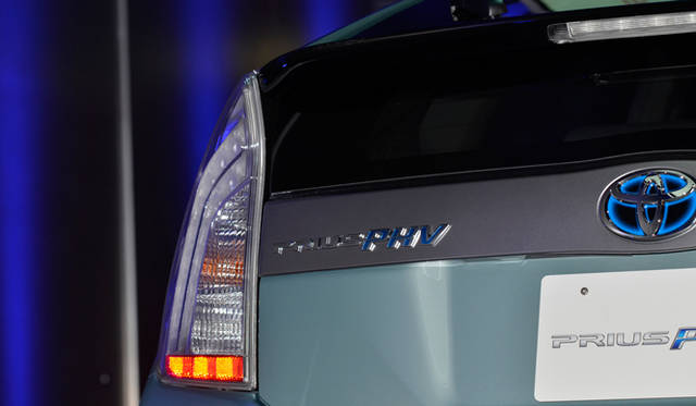 <strong>TOYOTA PRIUS PHV｜トヨタ プリウスPHV</strong>