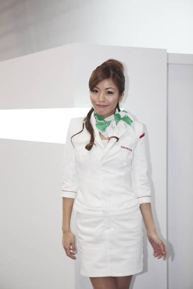 　吉浦遥さん 　必殺技｜上目遣い