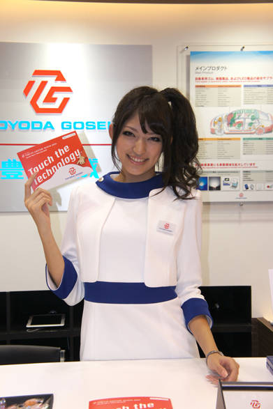 　Serinaさん　必殺技｜テニス　Photo by OPENERS