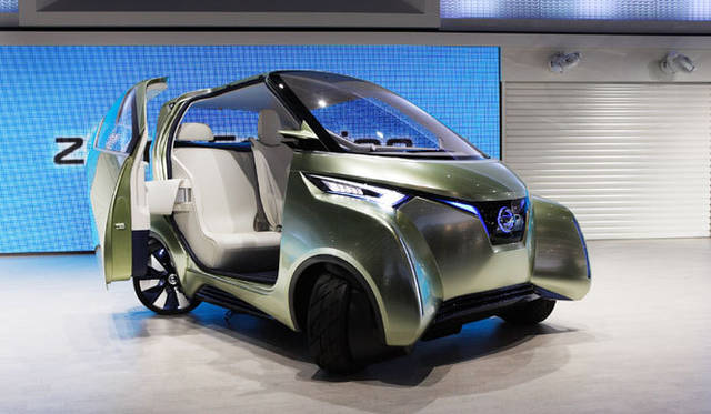 <strong>東京モーターショー2011に未来はあったか？ (前篇)</strong>　日産 ピボ