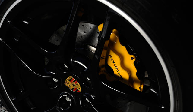 <strong>Porsche Cayman R｜ポルシェ ケイマンR</strong>