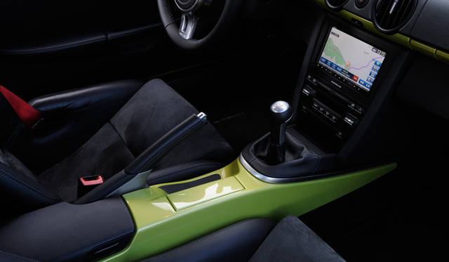 <strong>Porsche Cayman R｜ポルシェ ケイマンR</strong>