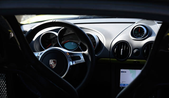 <strong>Porsche Cayman R｜ポルシェ ケイマンR</strong>