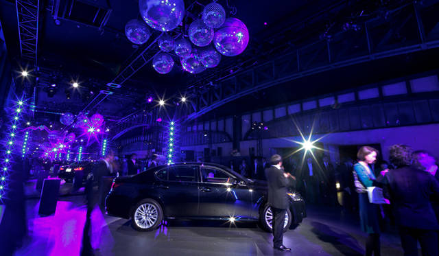 <strong>LEXUS GS｜レクサス GS</strong>　「レクサス スピンドル ナイト」会場より