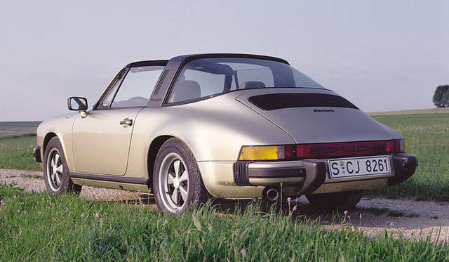 <strong>Porsche 911 Story─2代目930型</strong>　911 S 2.7 クーペ