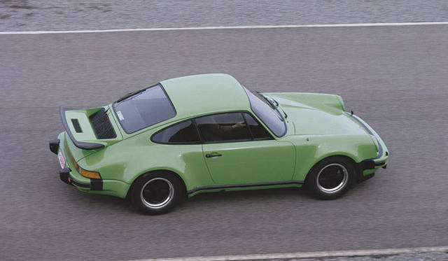 <strong>Porsche 911 Story─2代目930型</strong>　911 ターボ 3.0 クーペ