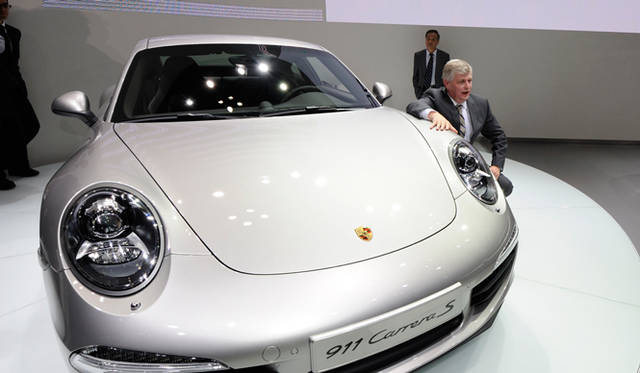 <strong>ポルシェ代表取締役 ヴォルフガング・ハッツ氏 インタビュー─妥協なきニューモデルを語る</strong>