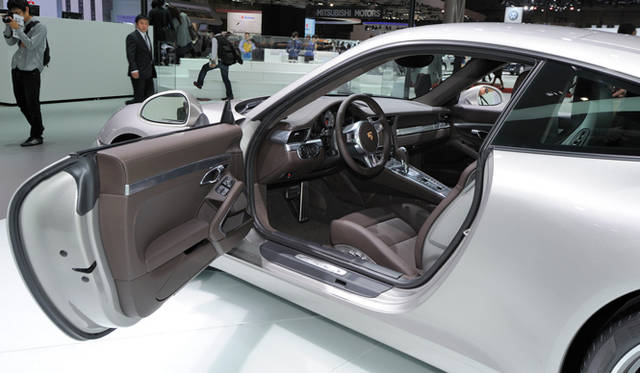 <strong>ポルシェ代表取締役 ヴォルフガング・ハッツ氏 インタビュー─妥協なきニューモデルを語る</strong>