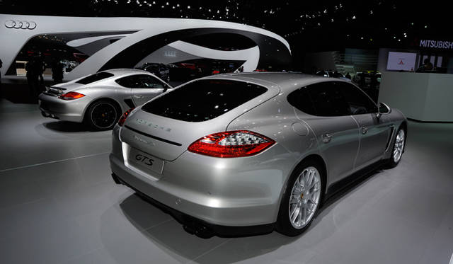 <strong>ポルシェ代表取締役 ヴォルフガング・ハッツ氏 インタビュー─妥協なきニューモデルを語る</strong>