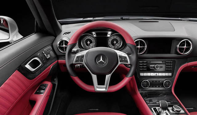 <strong>Mercedes-Benz SL-Class｜メルセデス・ベンツ SLクラス</strong>