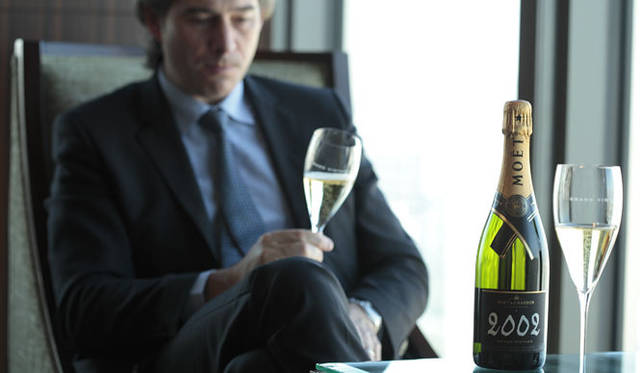 <strong>MOËT&CHANDON｜モエ・エ・シャンドン</strong>　シェフ ド カーブ（醸造最高責任者）ブノワ・ゴエズ氏