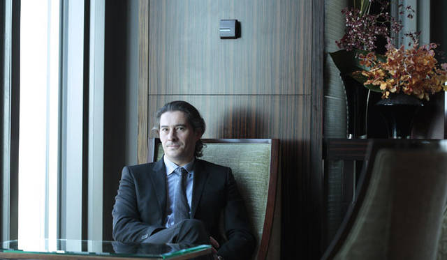 <strong>MOËT&CHANDON｜モエ・エ・シャンドン</strong>　シェフ ド カーブ（醸造最高責任者）ブノワ・ゴエズ氏