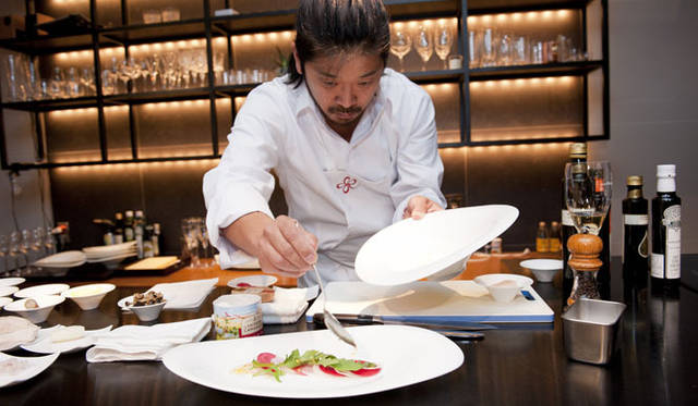 <strong>MOËT&CHANDON｜モエ・エ・シャンドン</strong>　東京・神宮前『Restaurant-I』にておこなわれたコラボレーションイベント「グルミング（GOURMING）」