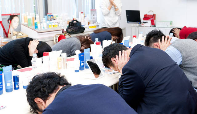 　「OPENERS×クラランス美容講習会」　「オート リフティング マニュアル®」ぜひ一度お試しあれ。