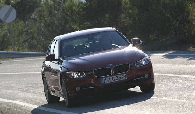 <strong>BMW 3Series｜ビー・エム・ダブリュー 3シリーズ</strong>