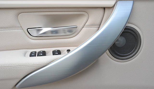 <strong>BMW 3Series｜ビー・エム・ダブリュー 3シリーズ</strong>