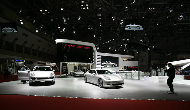 <strong>東京モーターショー2011に未来はあったか？ (後篇)</strong>　東京モーターショー2011のポルシェブース