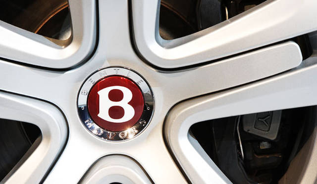 <strong>BENTLEY CONTINENTAL V8 RANGE｜ベントレー コンチネンタル V8 レンジ</strong>
