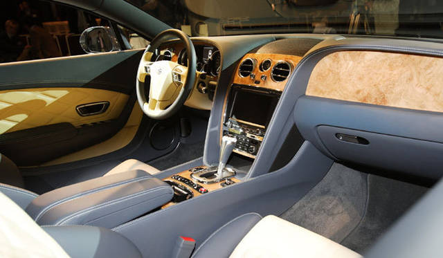 <strong>BENTLEY CONTINENTAL V8 RANGE｜ベントレー コンチネンタル V8 レンジ</strong>