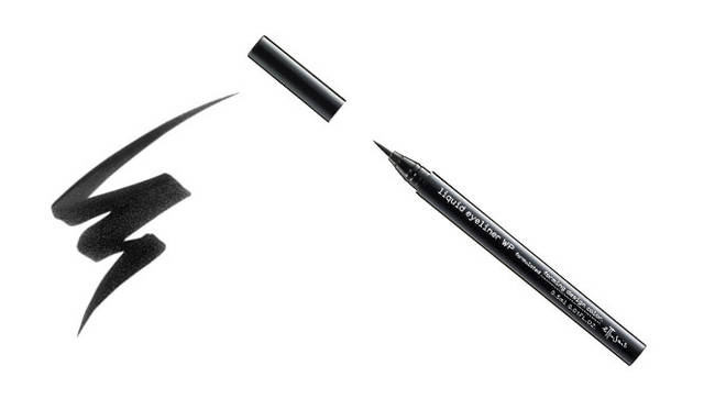 <strong>藤原美智子</strong>　超私的、2011コスメ大賞　「エテュセ」　リキッドアイライナーWP ブラック