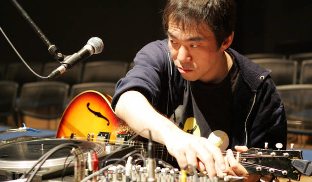 <strong>坂本龍一：playing the piano 2011</strong>｜大友良英（12月26日ゲスト）