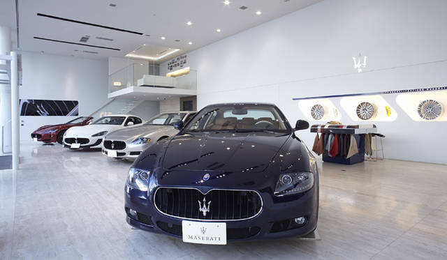 <strong>MASERATI｜マセラティ</strong>　『マセラティ心斎橋』オープン