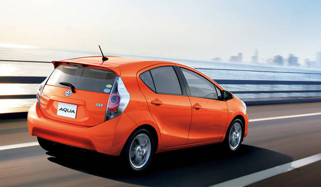 <strong>TOYOTA AQUA｜トヨタ アクア</strong>
