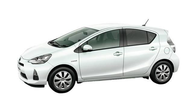 <strong>TOYOTA AQUA｜トヨタ アクア</strong>