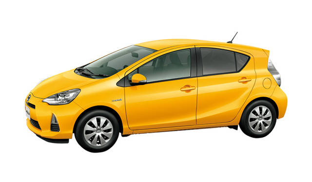 <strong>TOYOTA AQUA｜トヨタ アクア</strong>