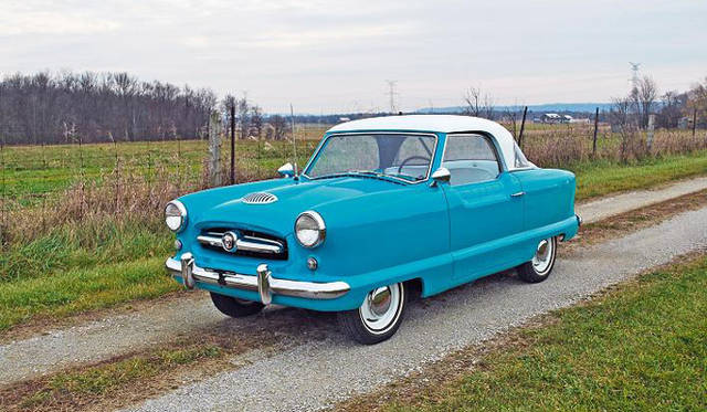 <strong>映画のなかのクルマたち──コメディ篇</strong>　『濱マイクシリーズ 我が人生最悪の時』　ナッシュ メトロポリタン