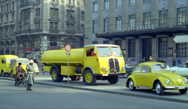 <strong>映画のなかのクルマたち──コメディ篇</strong>　『黄金の七人』