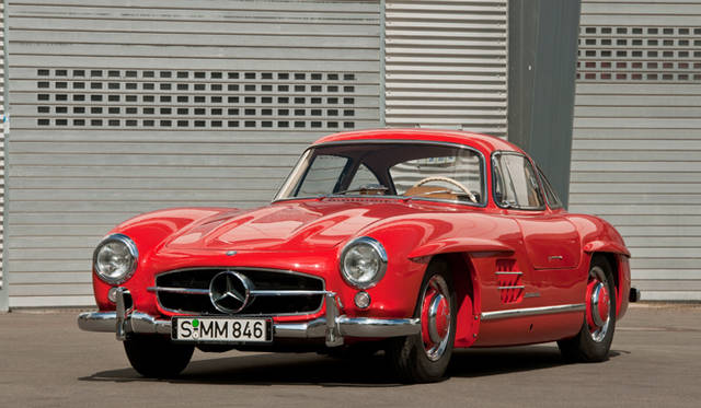 <strong>映画のなかのクルマたち──スリラー篇</strong>　『死刑台のエレベーター』　メルセデス・ベンツ 300SL クーペ