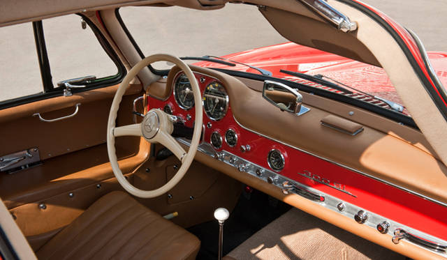 <strong>映画のなかのクルマたち──スリラー篇</strong>　『死刑台のエレベーター』　メルセデス・ベンツ 300SL クーペ