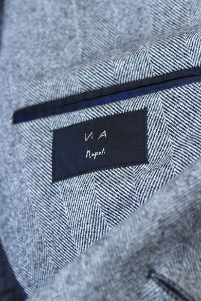 <strong>BEAMS F｜ビームス F </strong>　コート19万9500円（ViA）