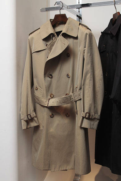 <strong>VULCANIZE LONDON｜ヴァルカナイズ・ロンドン</strong>　トレンチコート13万6500円