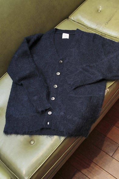 <strong>URBAN RESEARCH｜アーバンリサーチ</strong>　モヘアカーディガン1万1550円（URBAN RESEARCH）