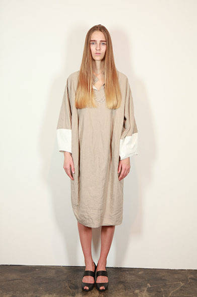 <strong>TAISHI NOBUKUNI｜タイシ ノブクニ</strong>　2012年 春夏ウィメンズコレクション